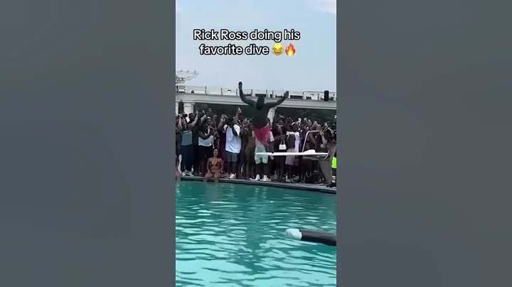 Rick Ross takes a bad dive in his pool #rapper #defjam #fugees #icespice #explore #fyp
