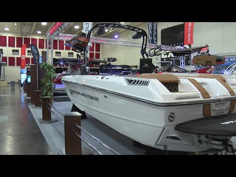 Lake lifestyle event displayed outdoor living accessories and more by Ozarks First