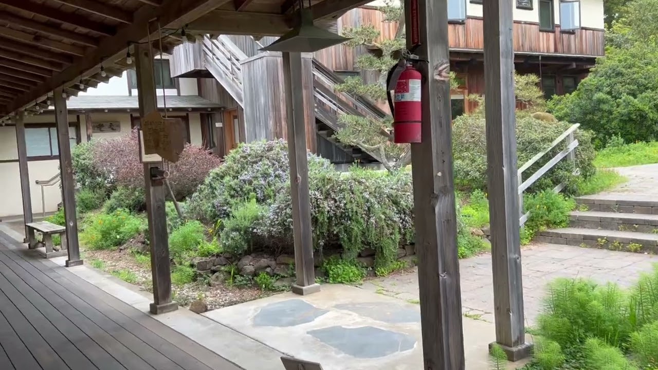 Sunday Meditation at Green Gulch Zen Center