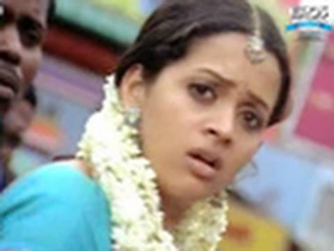 A confused Bhavana - Deepavali