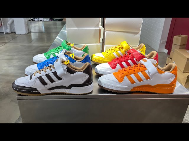 adidas FORUM 84 LOW M&M’S CREW 黄　28 ③ M&M's x adidas Originals Forum Low 84 Collab Drop | Hypebeast