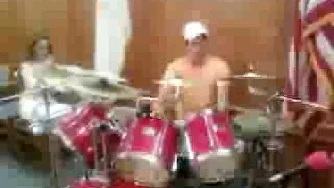Eric Mize: Awesome Drum Skills!!