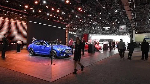 Video: Tour the auto show with Henry Payne