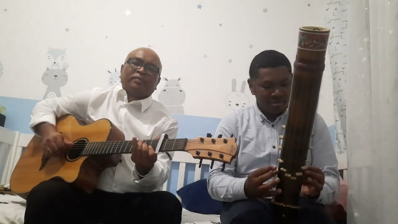 Razafindrahety Freddy Ranarison Cover (Valiha Rado Fenontsoa, Gitara Tovo)