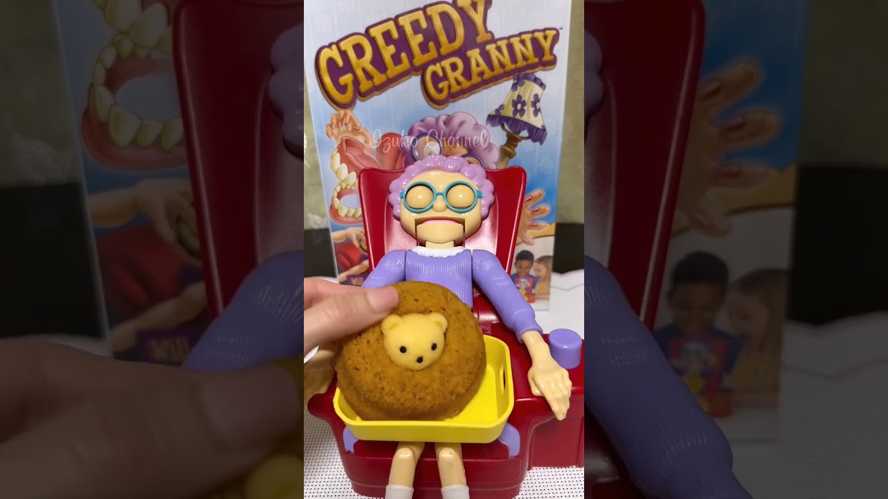 Cute donuts for Granny #shorts #greedygrannygoliath #donuts #asmrsounds #sweet #trending #toy #cute