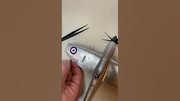 Supermarine Spitfire Fr Mk XIV 1/48 Airfix — adding decal