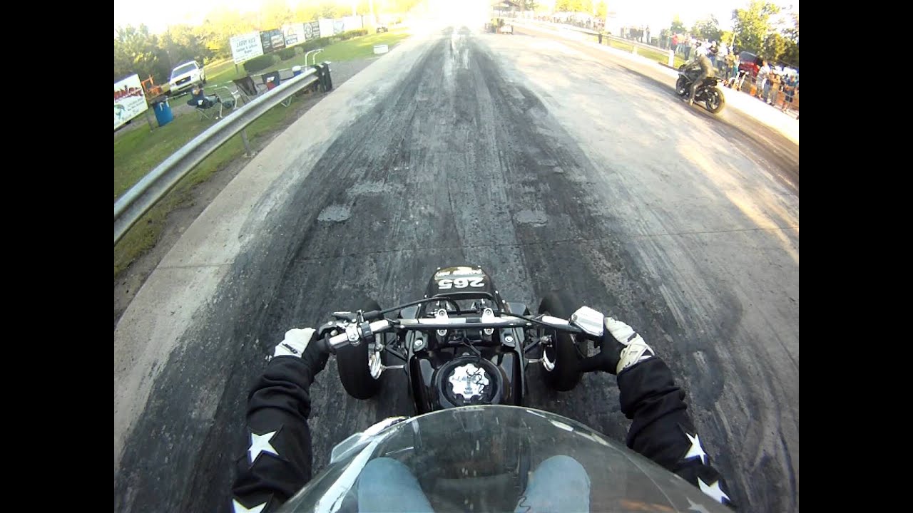go pro vid trx250r vs motorcycle drag racing - YouTube