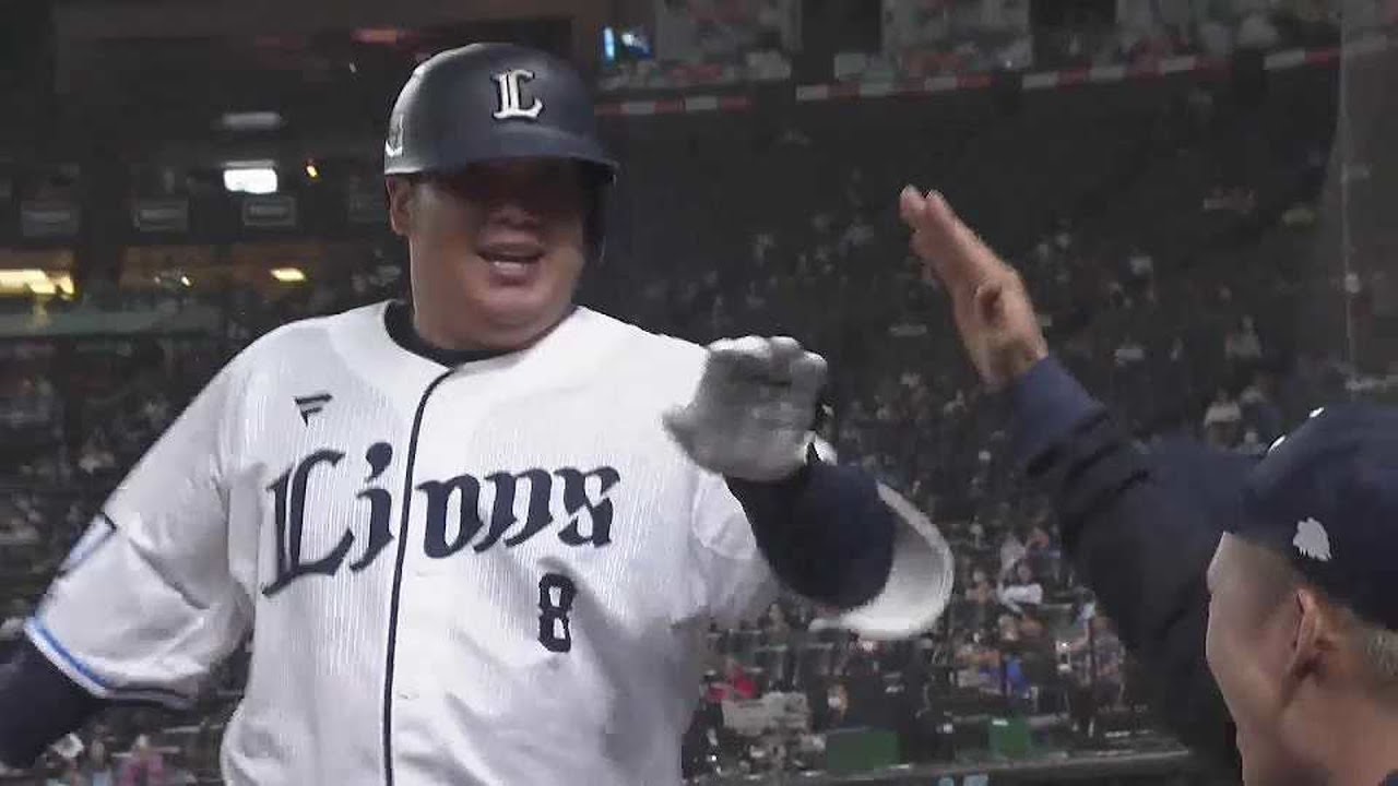 5回裏】反撃の狼煙!! ライオンズ・渡部健人 スタンド中段へ待望の今季