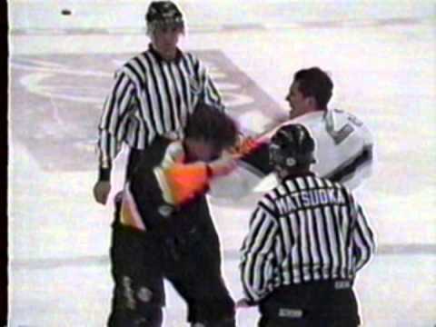 Lloyd Shaw Vs Bobby Leavins WHL Feb 16 97