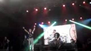 CAPITAL INICIAL canta com NX ZERO em show na cidade de TERESINA-PI.