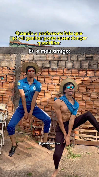 Só ganha ponto quem dançar eu e meu amigo: 🤣 #humor #comedia #shorts #escola #dança #amigos