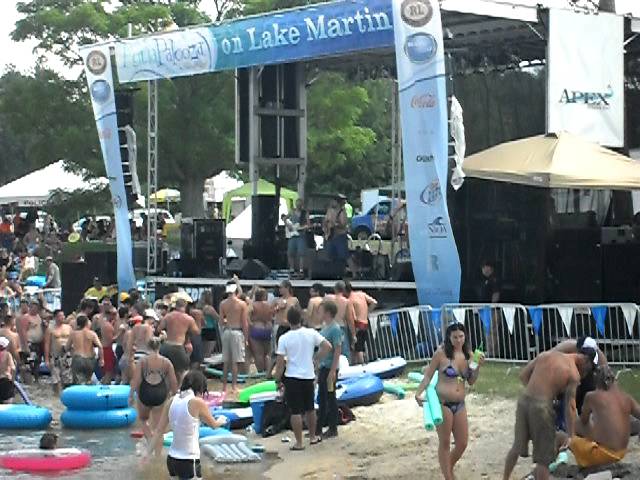 Watch "Don't Get Me Started" - Rhett Akins on YouTube Watch "Don't Get Me Started" - Rhett Akins on YouTube