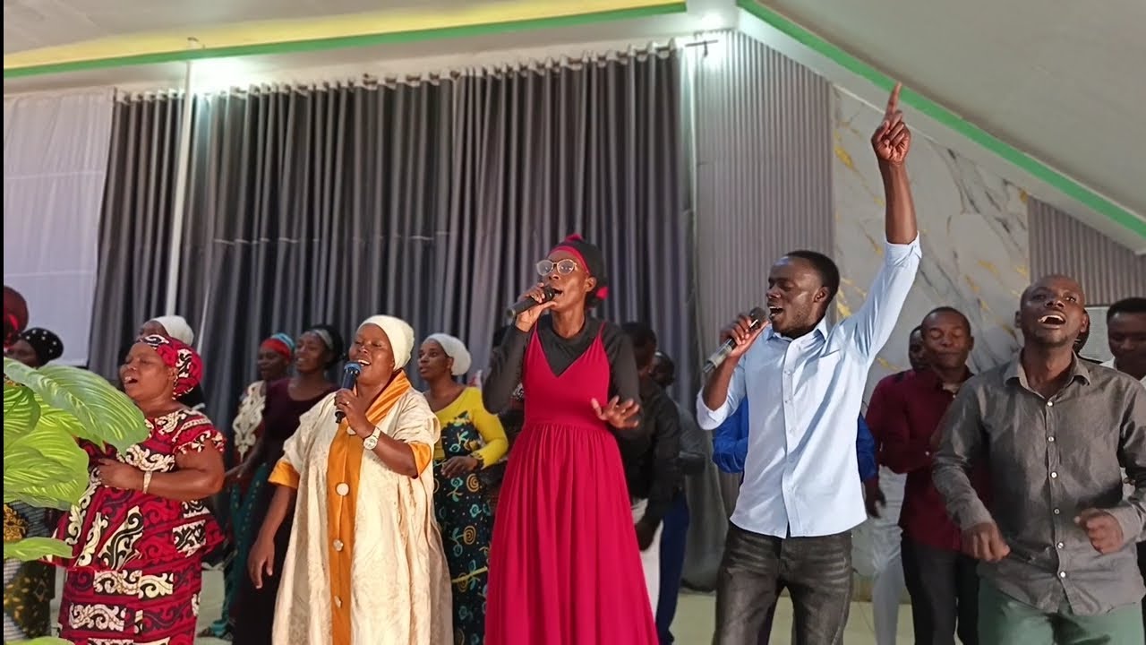 DUFITE IMANA IKOMEYE BY JEHOVAH -NISSI CHOIR (CEPAC) 🔥🔥🔥🔥 BYARI UMURIRO PE.. 🔥🔥