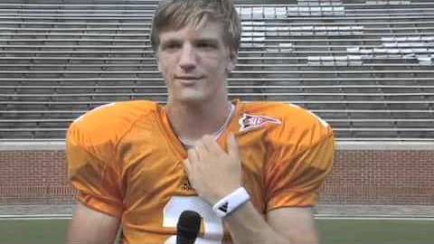 Know your Vols - Matt Simms: Junior, quarterback