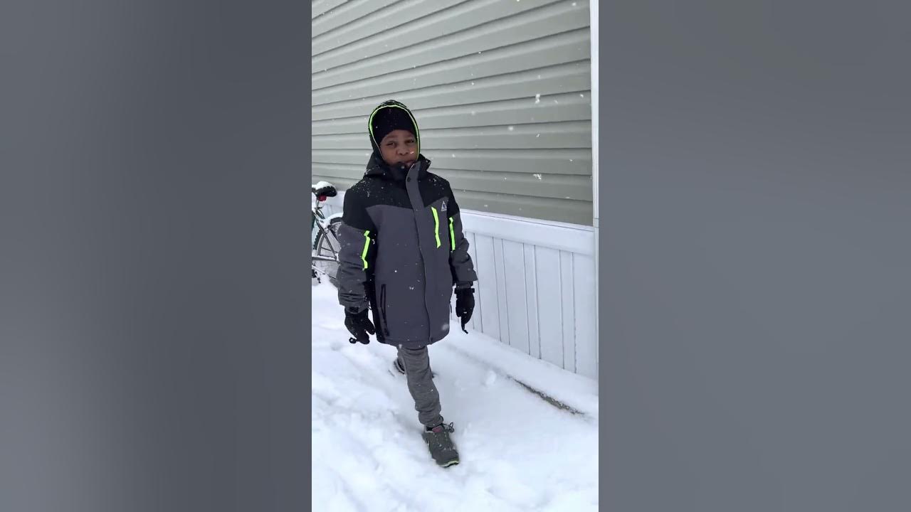 It’s snowing right now in Ohio 🇺🇸 YouTube