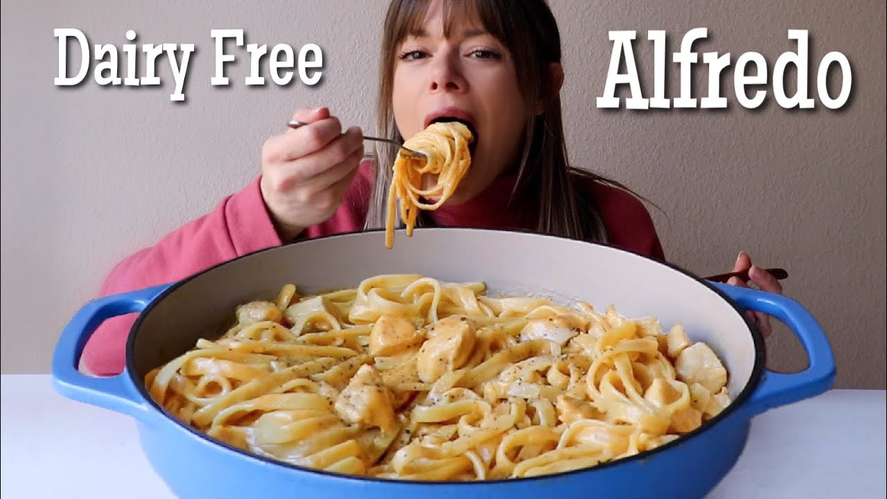 Garlicky Buffalo Chicken Fettuccine Alfredo MUKBANG | Dairy Free!