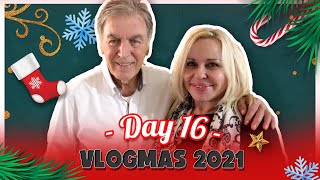 VLOGMAS #DAY16 (ΟΙ ΓΟΝΕΙΣ ΜΟΥ ΣΑΣ ΤΡΑΓΟΥΔΑΝΕ & ΗΡΘΕ Ο ΑΓΙΟΣ ΒΑΣΙΛΗΣ!!!) | Evelina Nikoliza