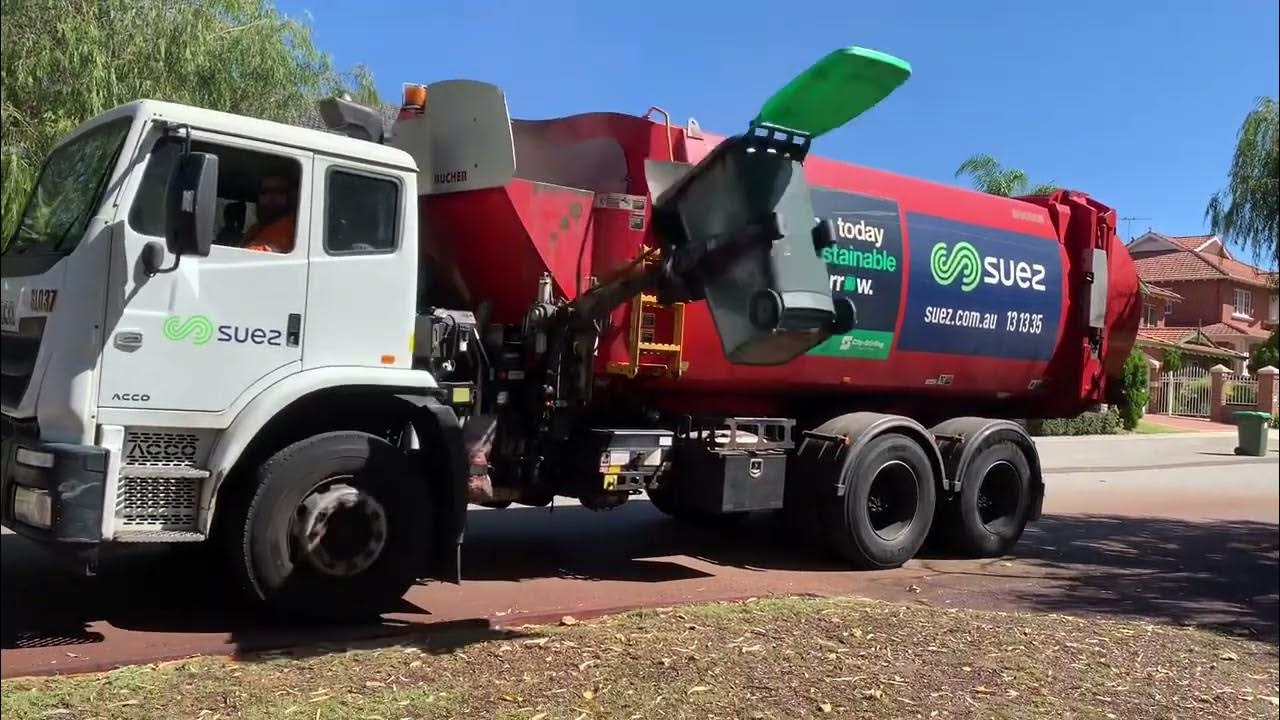 City of Stirling greens with SL037 exhaust leak (hopped the bin) YouTube