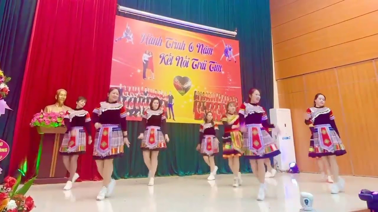 #Vương vấn chợ tình - Shuffle Dance Lena