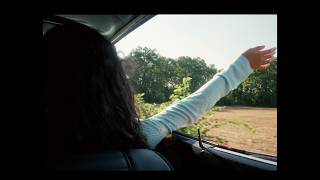 YUZMV - Petite balade feat. Lola (clip officiel)