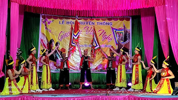 Hào khí Việt Nam màn múa hoành tráng nhất trong Lễ hội truyền thống thôn Thượng Đạt