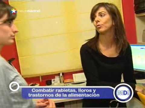 Video: Cómo manejar la rutina de la hora de dormir como Supernanny (con imágenes)