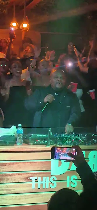 Leehleza performance