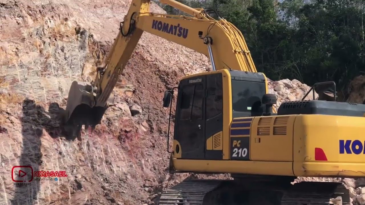 ดุดันจริงๆคนขับ!!! เสียงเครื่องกระหึ่ม Komatsu Pc210-10M0 ข่วนพนังลูกรังแข็งๆร่วงกระจาย