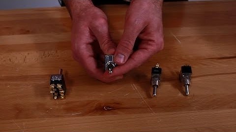 What is a Single Pole or Double Pole Electrical Switch?