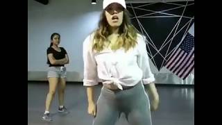 Download Best Moves On Badshah Song | Proper Patola - Badshah, Diljit Dosanjh, Aastha Gil Video MP3 Best Moves On Badshah Song | Proper Patola - Badshah, Diljit Dosanjh, Aastha Gil
