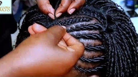 Check this out || #Spirals or side #Flattwist with weave @JOYCEARTS.1