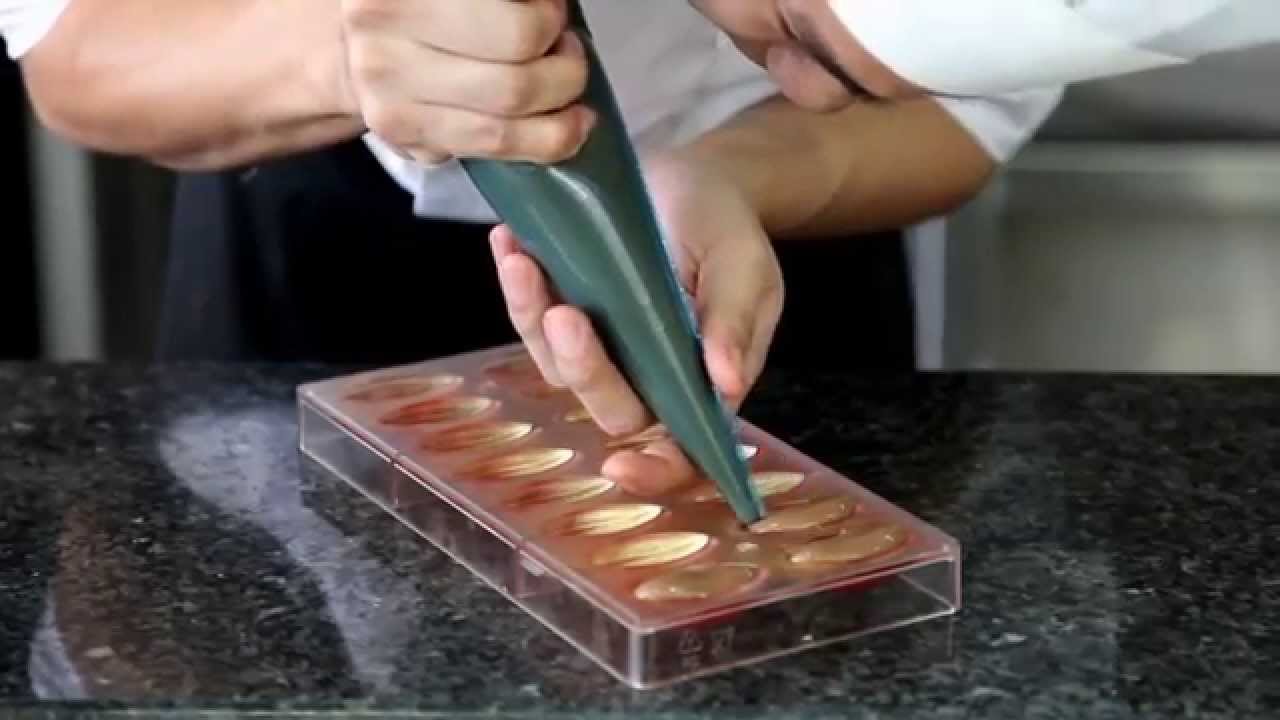 Chocolate Showpiece Demonstration