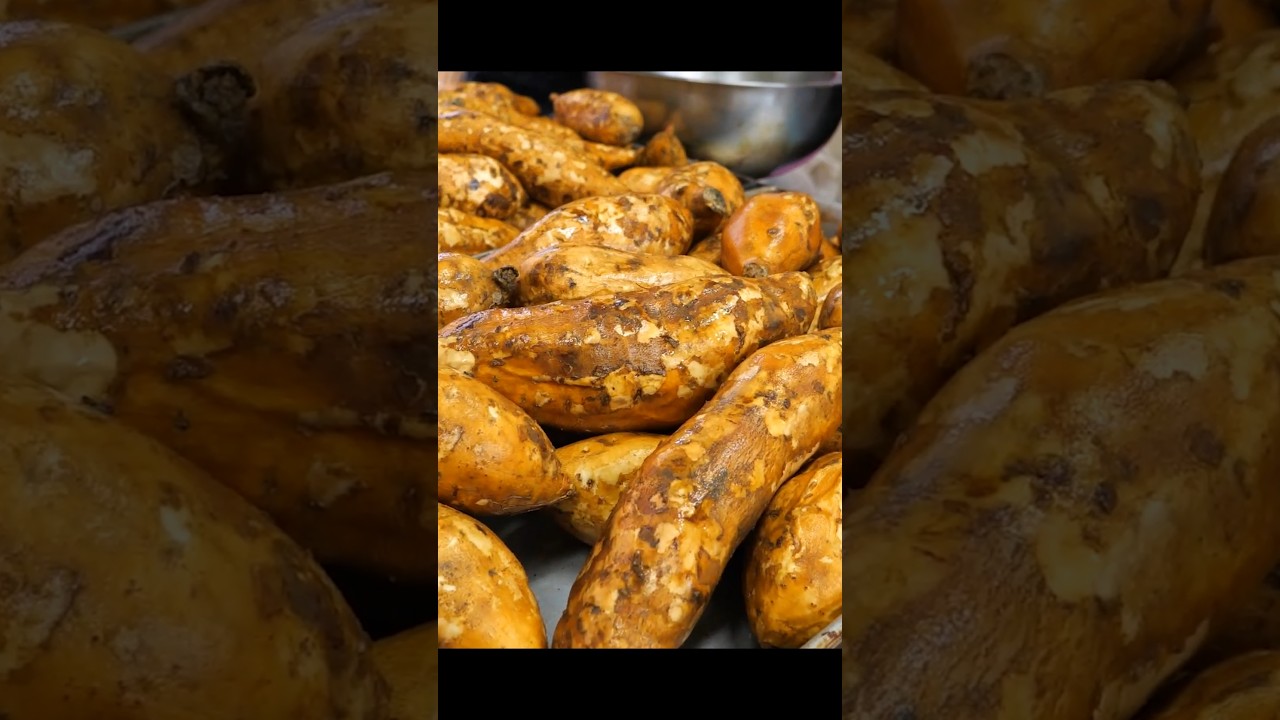 Why Are So Many Sweet Potatoes Mashed? Taiwanese Mochi Bread Making Process 縮圖