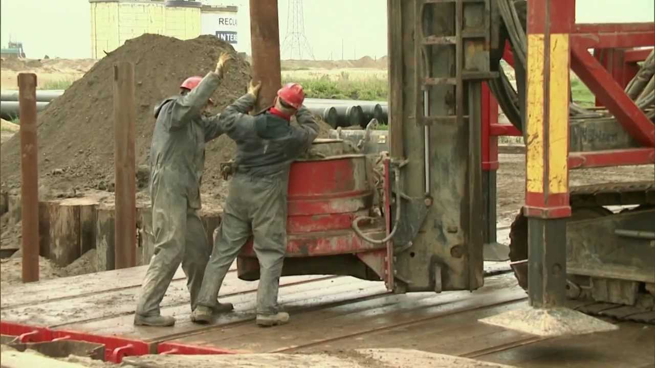 Stalenbuispalen geschroefd FULL HD Vroom Funderingstechnieken