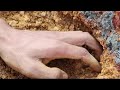 AMAZING GOLD DISCOVERY.,😱😱.!!! GOLD MINE, TRADITIONAL GOLD PANNING, GOLD TREASURE, GOLD PANNING