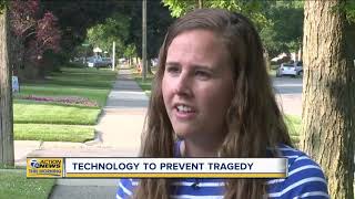 Technology parents can use to set reminders that children are in the car