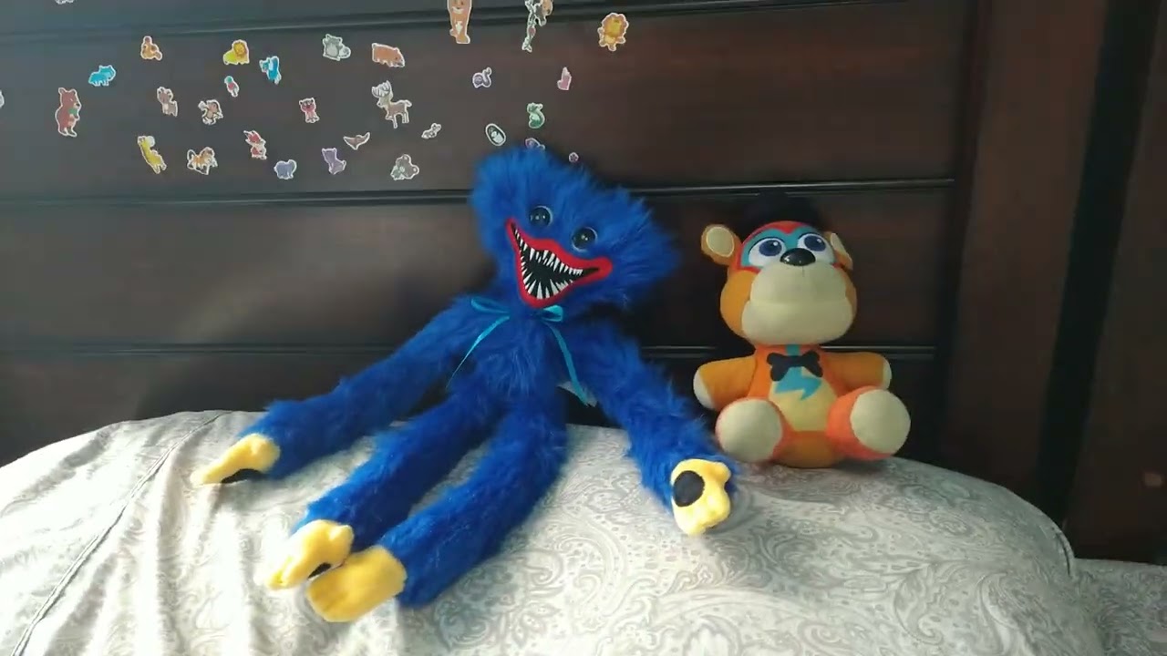 Official Huggy Wuggy Plush Review - YouTube