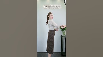 Gam màu cổ điển, họa tiết nhã nhặn tạo nên nét duyên dáng, hiện đại đầy nữ tính.