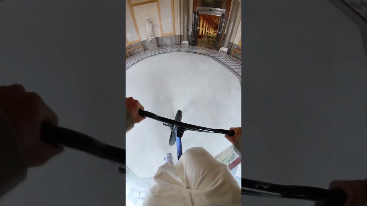 BRAQUAGE DU LOUVRE EN BMX 👀🙌🏼 