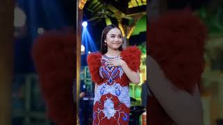 Malam bisikan pada dirinya - Tasya Rosmala #adella #shorts #storywa #tasya_rosmala #viraltiktok