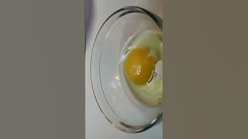 How To Remove Eggshell (Spoon Method)  #shorts