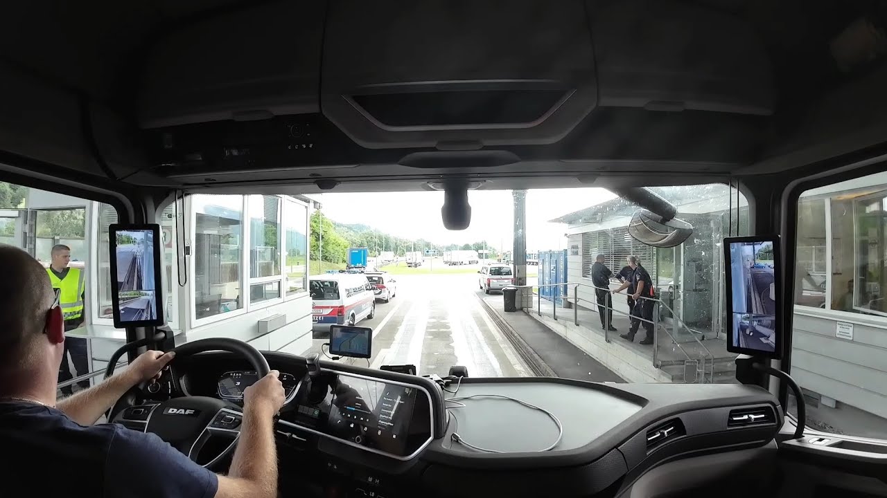 #47.Важкий рейс - Австрійський контроль + затор на паркінгу. - YouTube