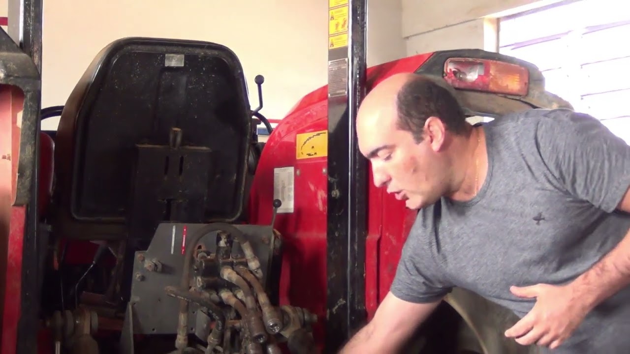 COMANDO HIDRÁULICO de tratores com Válvula de Controle Remoto - VCR (Mangueira Hidráulica)