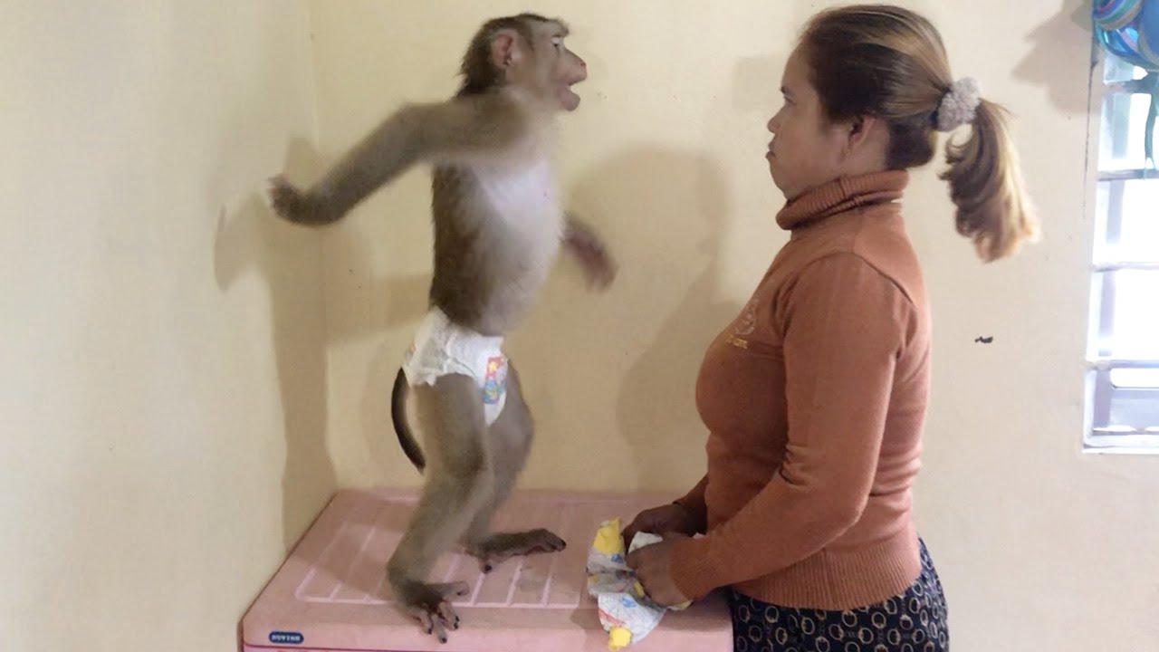 Jason Bounce Chaotic To Stop Mom Dress Up Pajamas