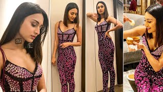 Erica Fernandes Looks Hot In Embellished Jumpsuit And Black Stilettos See Pictures
