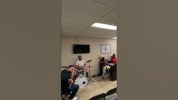 Thumbnail of Pronto Vendra (Practice/Cover) #musica #alabanza #shorts #Jesus #Youtubeshorts #music #Dios #Deus