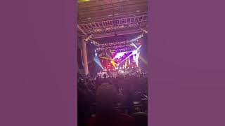 Lynyrd Skynyrd- Lyve in Noblesville: Gimme Three Steps