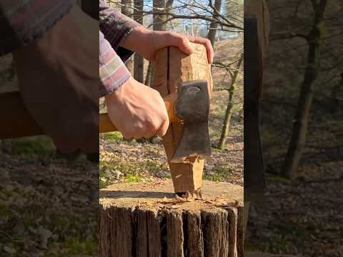 DIY carved oak mic and headphone stand - full video out now π€ #woodworking #greenwoodworking