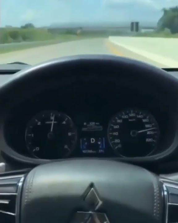 Detik-detik😱 pajero ngebut!!!