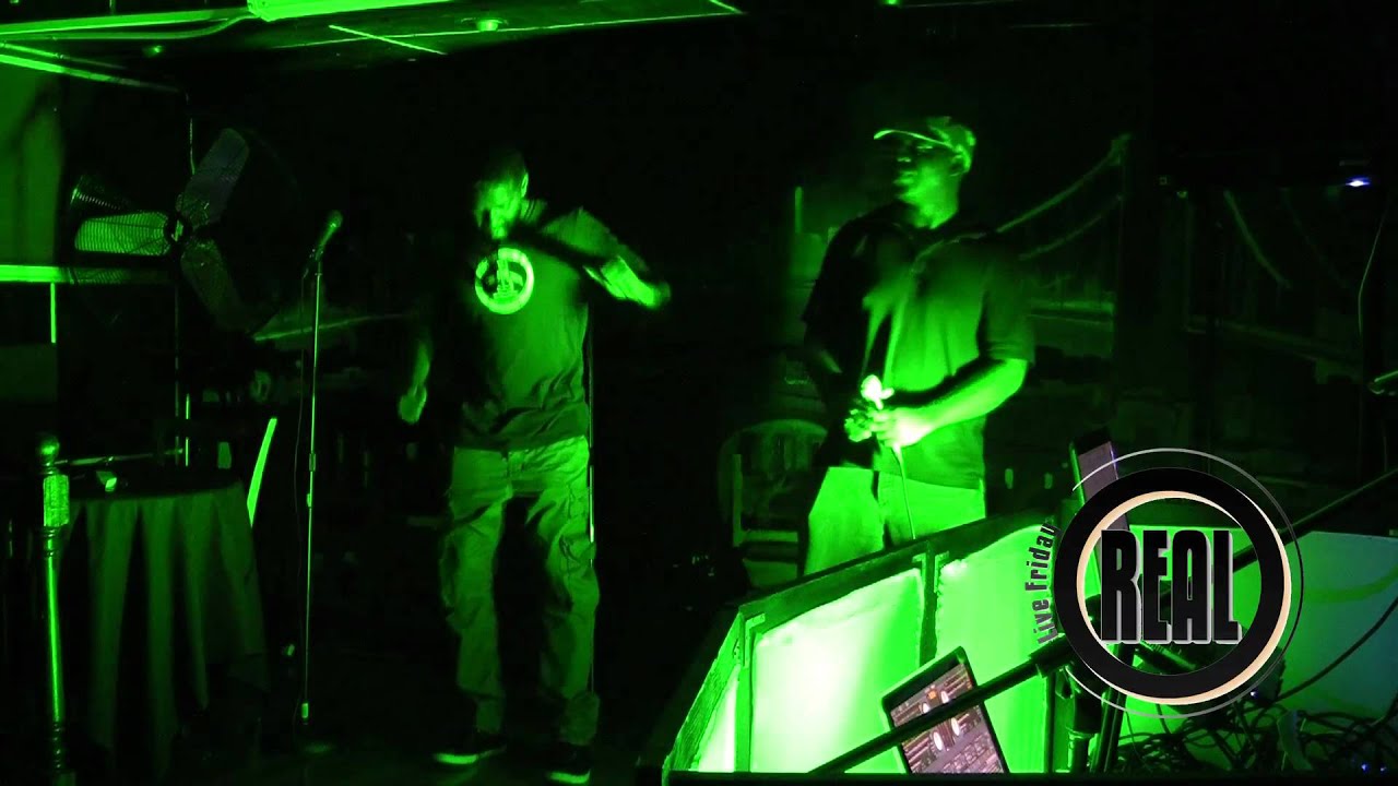 D Live winner of the MFIR Radio Producer Presentation Beat Battle @Brooklyn Nights